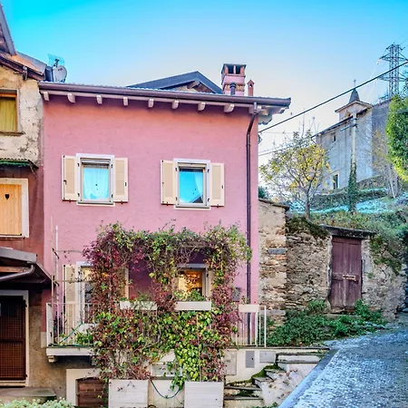 Holiday home Casetta Rosa By Interhome